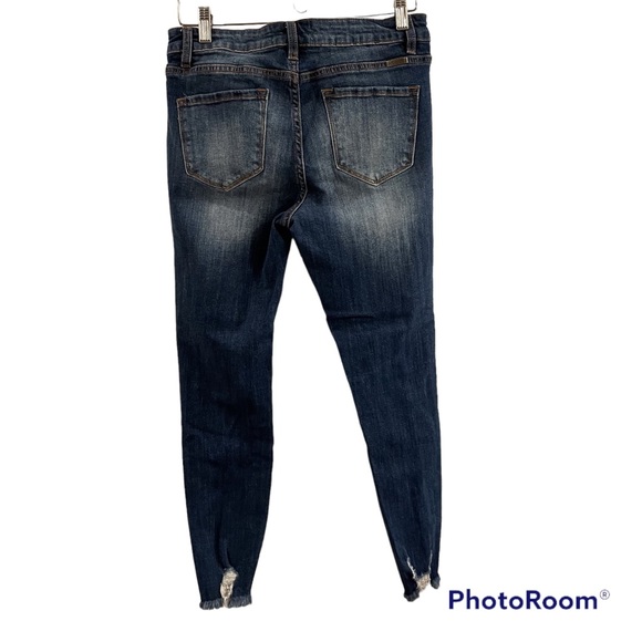 KanCan Mid Rise Distressed Skinny Jeans Medium Dark Wash - 13/30 - Picture 7 of 9